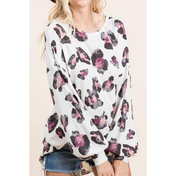 🌀💗 Oversized Printed Long Sleeve Top 💗 - Picture 2 of 4